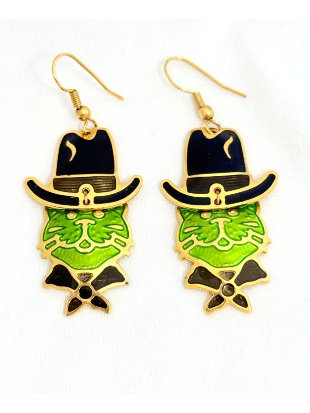 Vintage Edgar Berebi Enameled Halloweenish Green Cats w/Black Hats Signed